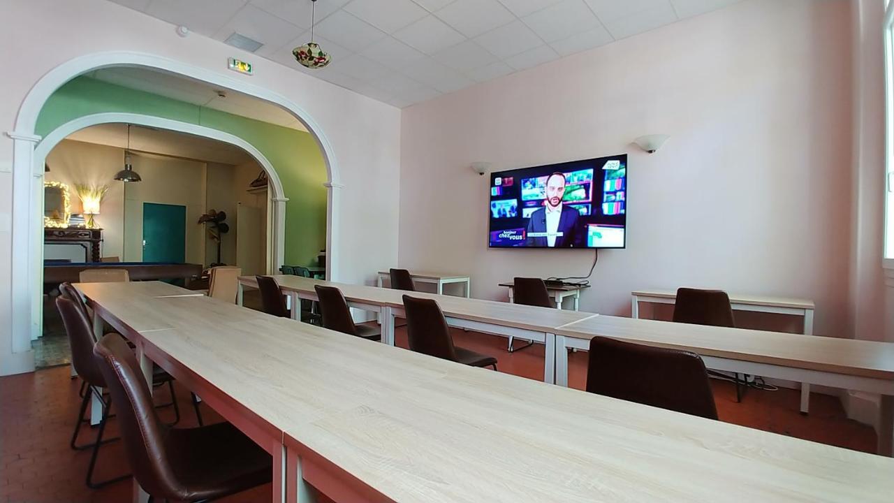 Hotel Le Victoria Draguignan Exterior photo