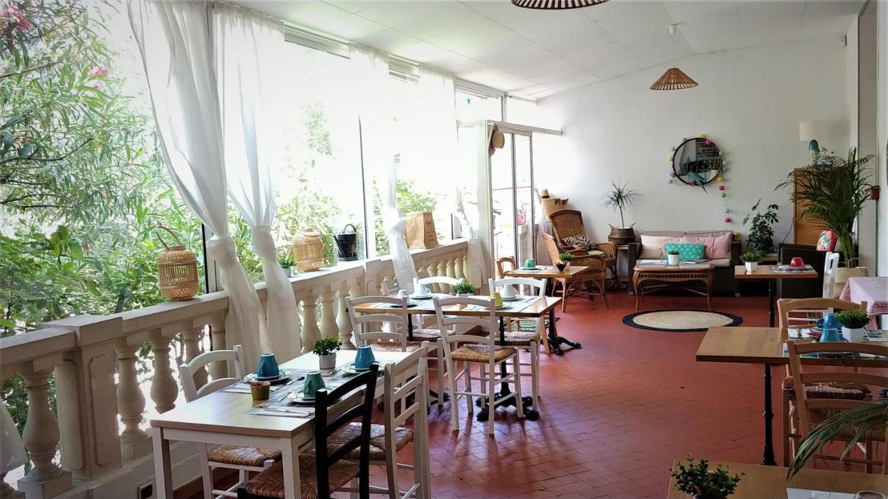Hotel Le Victoria Draguignan Exterior photo