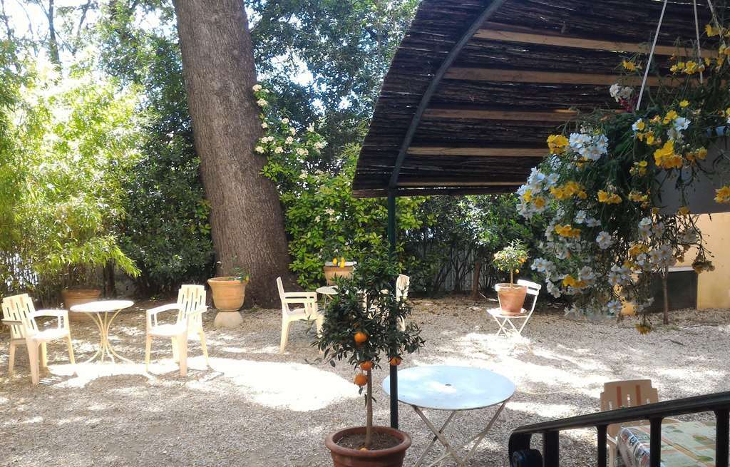 Hotel Le Victoria Draguignan Exterior photo
